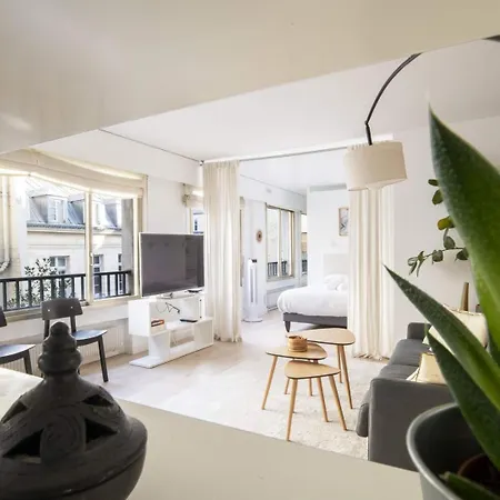 Saint Germain Mon Amour! Apartment